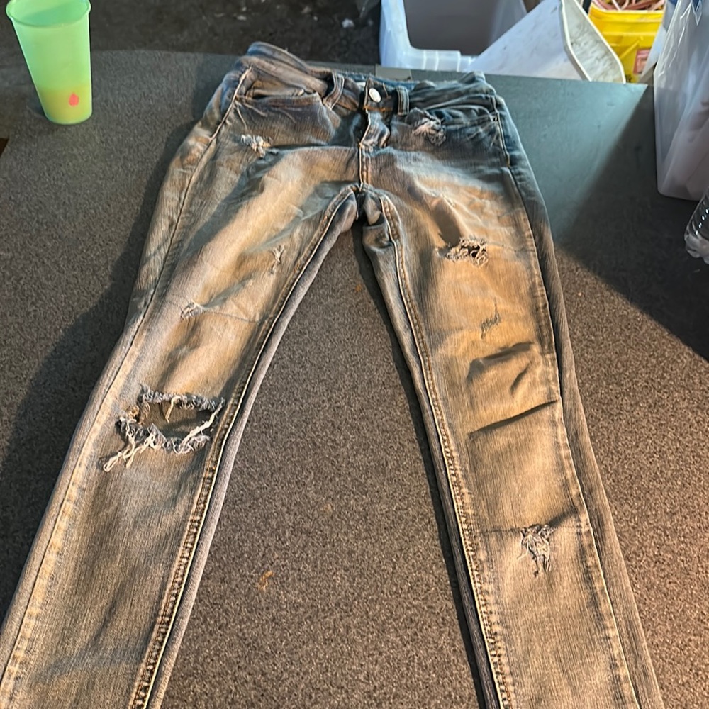 Skinny Jeans with Rips